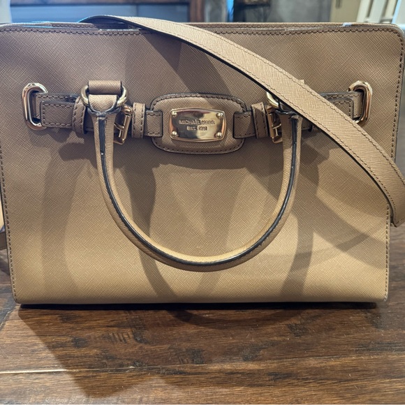 Michael Kors Tan Saffiano Leather Satchel Bag - Picture 1 of 3